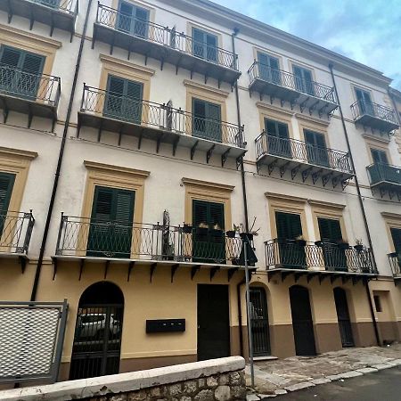 Guest House Colonna Palermo Buitenkant foto