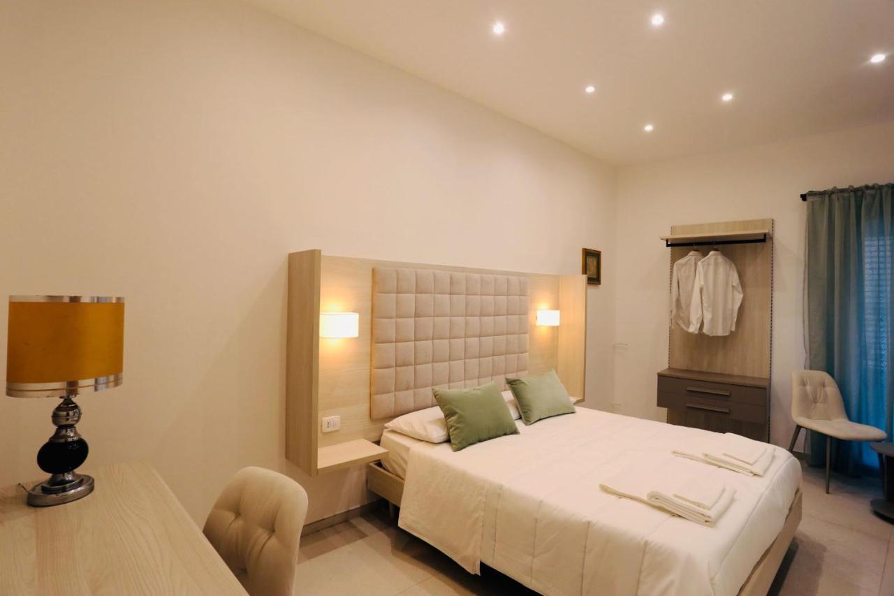 Guest House Colonna Palermo Buitenkant foto